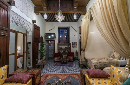 Talaa Maison | Typical riad with private terrace and free swimming pool 300 meters away.