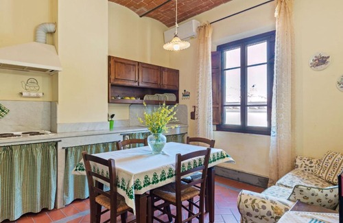Bucciano Appartement | Typical Tuscan flat with swimming pool and air conditioning