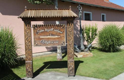Velky Meder Appartement | u Andrása