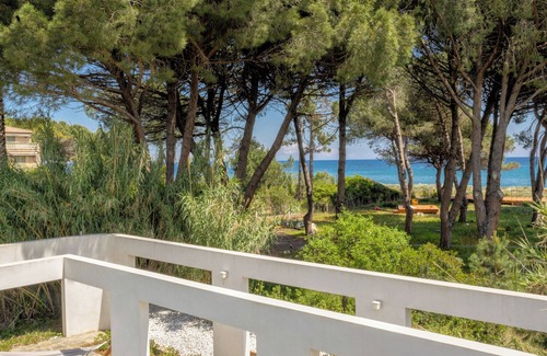 Taglio-Isolaccio Villa | U Magazinu - Architect-designed villa by the sea