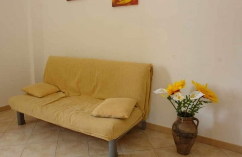 Gazzelli Appartement | U Rundo Mimosa. Piscine - ouverte à partir du 15/05 Terrasse Petit jardin Internet.