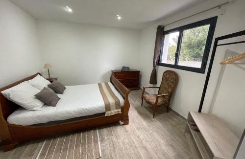 Aleria Appartement | U Secondu Appart neuf spacieux au calme