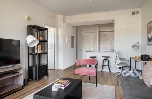 Cardozo Appartement | U Street 1br w gym rooftop nr metro dining WDC-726
