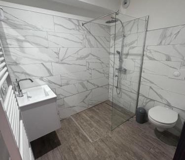 Aleria Appartement | U TERZU - Appart neuf spacieux