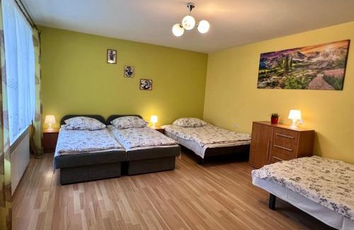 Piwniczna-Zdroj Maison | ,u Uli' kwatery i domek