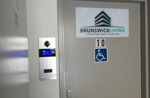 Brunswick West Appartement | U101 Brunswick Living First Floor Balcony Close to APT and CBD Free Wifi Tram at Doorstep