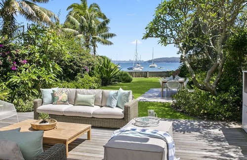 Manly Maison | Copacabana Absolute Beachfront Luxury Home