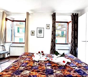 Riomaggiore Appartement | Ubetty village center two-bedrooms apartment 5terreparco