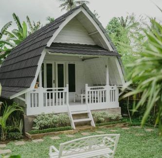 Ubud Lit Et Petit-Déjeuner | Ubud White Cottage