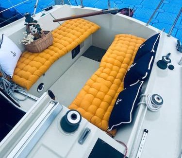 Nebrich Location De Bateaux | Ubytování na plachetnici
