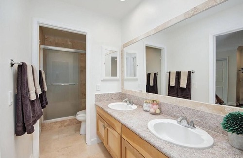 University Park Maison | UCI girl/walk to school/clean and quiet room