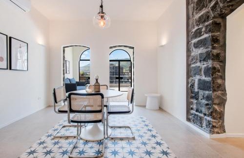 Tiberias Hôtel | UG Boutique - סוויטות מדהימות ומעוצבות מול הכנרת