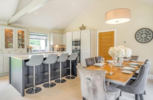 Carnforth Maison | Uk34190 - Gowan View