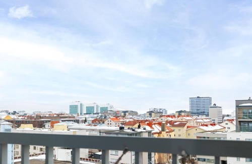 Oulu Appartement | ULEABO Bright Top Floor Studio