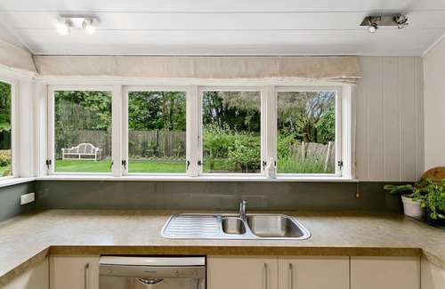 Taupo Maison | Ultimate 5-Star Getaway - Perfect for Any Season