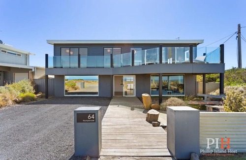 Sunderland Bay Maison | Ultimate Beachfront Retreat