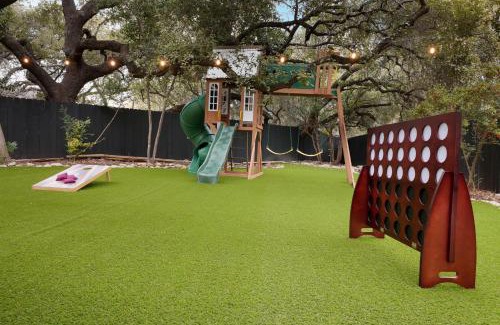 North Central Thousand Oaks Maison | Ultimate Getaway - Pool Hot Tub Games & Outdoor Fun