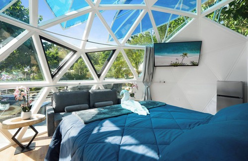 Potrero Hôtel | Peace Geodome with Wi-Fi, Hot-Tub, Pool, A/C in tranquil Potrero