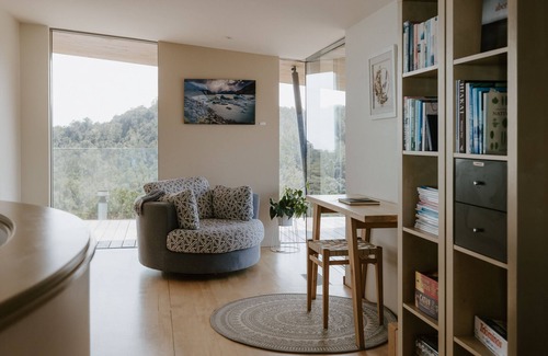 Whangamoa Villa | Peak View Retreat