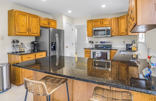 Newark Maison | Ultimate Retreat @ Papermill Rd