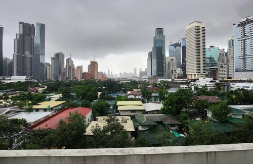 Valenzuela Copropriété | Ultimate Staycation w/ Jacuzzi and Arcade