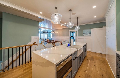 North End Copropriété | Ultra Luxury BeachFront on Boardwalk with Plunge Pool and Elevator! 6BR/7BA!