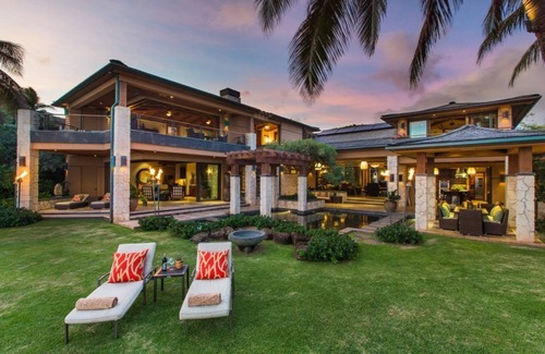 Kahala Maison | Ultra Luxury Oceanfront 8 BD 8.5 BA Pool & Hot Tub in Diamond Head