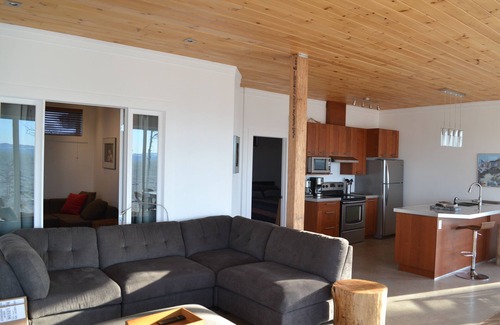 Riviere-Ouelle Villa | Villa ultramoderne bord du fleuve Vue exceptionnelle Plage déserte 1.5km