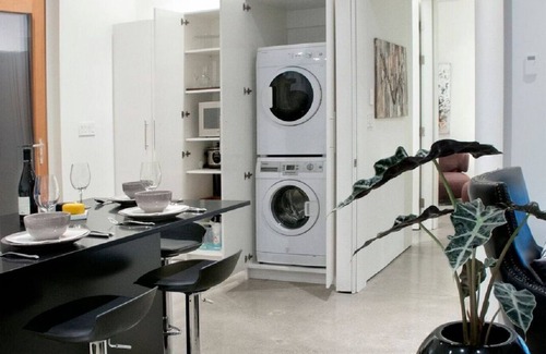 Cowichan Bay Appartement | Ultra Modern Architectural Beauty ..... Great Value