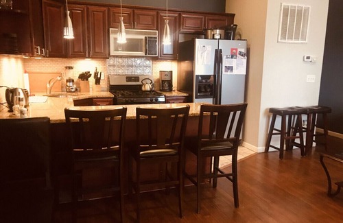 Union City Appartement | Ultra Spacious Penthouse - Apt 2 & 3 Combo -15 Mins from NYC