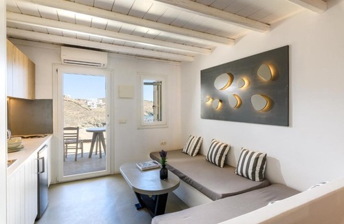 Xilokeratidi Appartement | Ultramare Superior Suites with Seaview