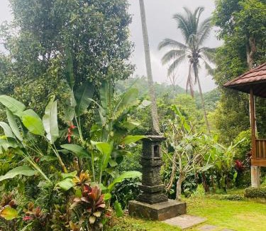 Sawan Maison | Uma d'Nyuh Homestay