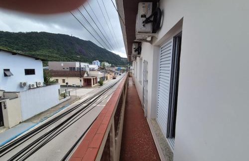 Centro Maison | Uma ilha no centro de Caragua com 3 Quartos