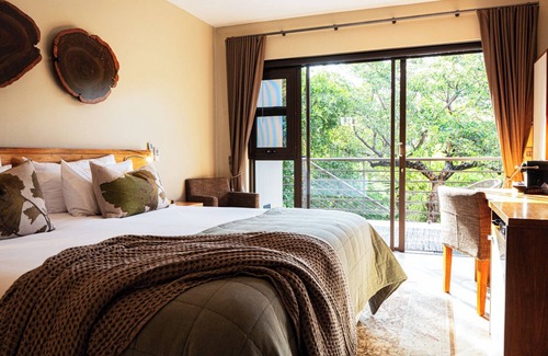 Hoedspruit Maison | umVangati House