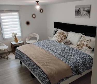 Ay Maison | Un été sans fin - 3 chambres- 3 lits - balnéo