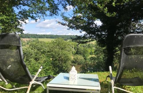 Traves Maison | Un Balcon en forêt