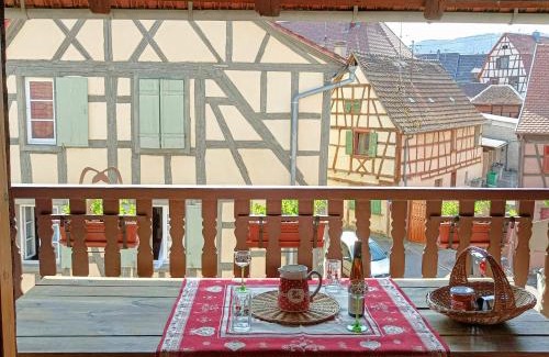 Beblenheim Appartement | Un balcon sur les toits