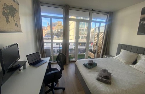 Cherbourg-en-Cotentin Appartement | Un extérieur en ville