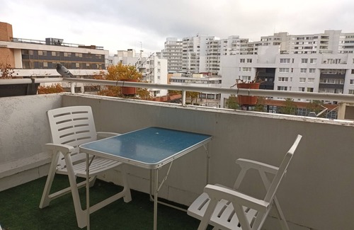 Center Appartement | Un grand jolie T1 sans vis a vis très lumineux, agréable au centre ville