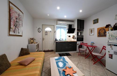 Le Piol Appartement | Un jardin en Ville