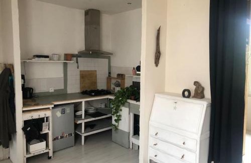 Saint-Germain-des-Fosses Appartement | Un petit studio dans un cadre naturel