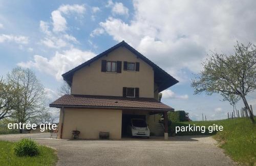 Sainte-Marie-d'Alvey Appartement | Un pied devant l'autre