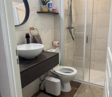 Domarin Appartement | Un studio a deux pas de lautoroute