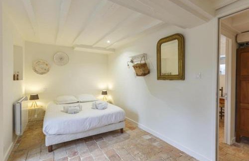 Laval Appartement | Un toit sous les ifs