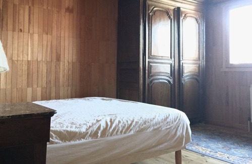 Nancy-sur-Cluses Chalet De Ski | Un vrai chalet tout en bois dans un village typique haut savoyard
