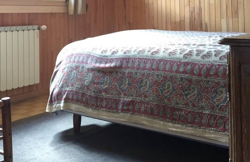 Nancy-sur-Cluses Chalet De Ski | Un vrai chalet tout en bois dans un village typique haut savoyard