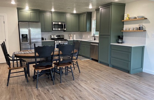 Onalaska Maison | Under the Pines on Lake Livingston- BEAUTIFUL WATER VIEW!