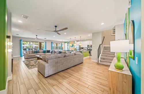 Loughman Maison | Under the Sea Bedroom, Tropical Game Room, Theater, Pool Table + Card Table: Key Lime Cove
