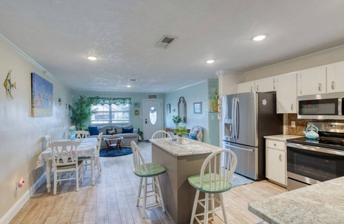Port Orange Maison | Under The Sea Pool and Hot Tub