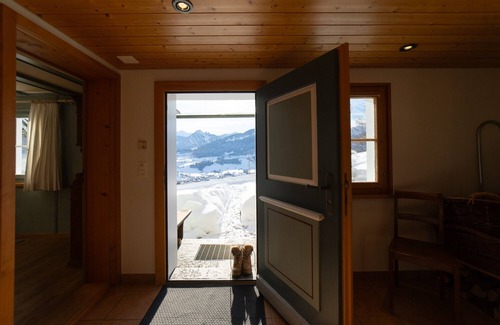 Ennetbuhl Chalet De Ski | Undereggli - Maison de vacances 4 pièces avec vue panoramique et au milieu de la verdure